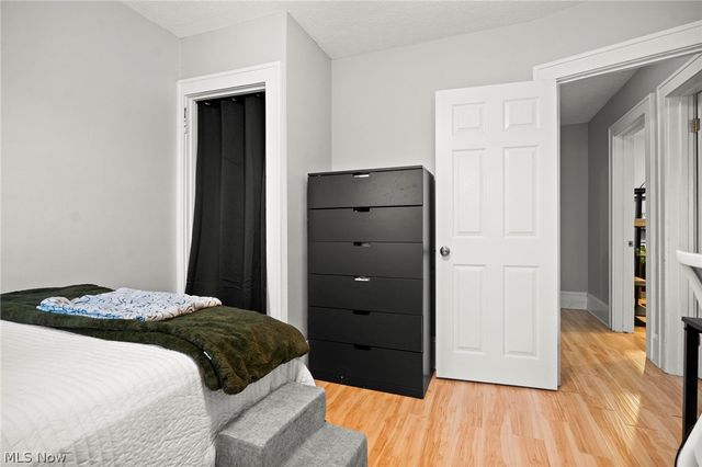 1379 Westlake Avenue, Lakewood, OH 44107