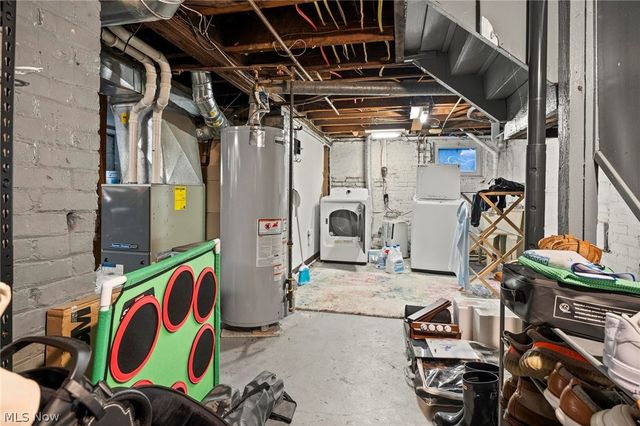 1379 Westlake Avenue, Lakewood, OH 44107