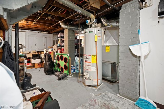 1379 Westlake Avenue, Lakewood, OH 44107