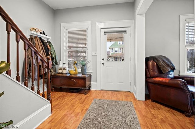 1379 Westlake Avenue, Lakewood, OH 44107