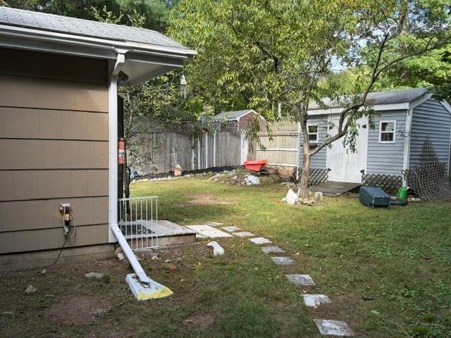 186 Pearl St, Brockton, MA 02301