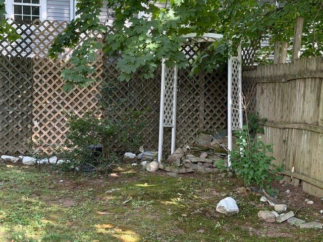 186 Pearl St, Brockton, MA 02301