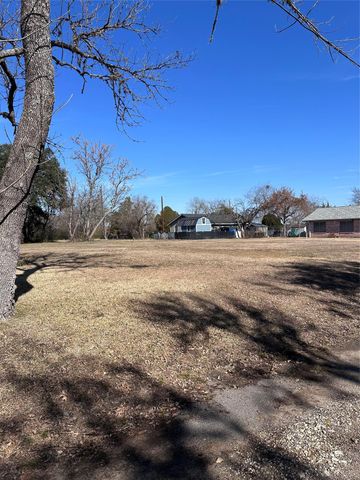 1404 E 21st Street, Bryan, TX 77803