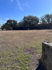 1404 E 21st Street, Bryan, TX 77803