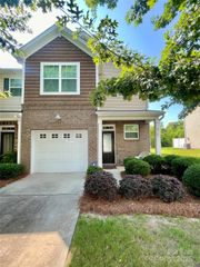 2769 Sawbridge Lane, Gastonia, NC 28056