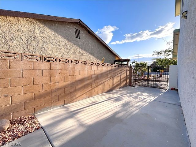 413 Norwood Lane, Las Vegas, NV 89107