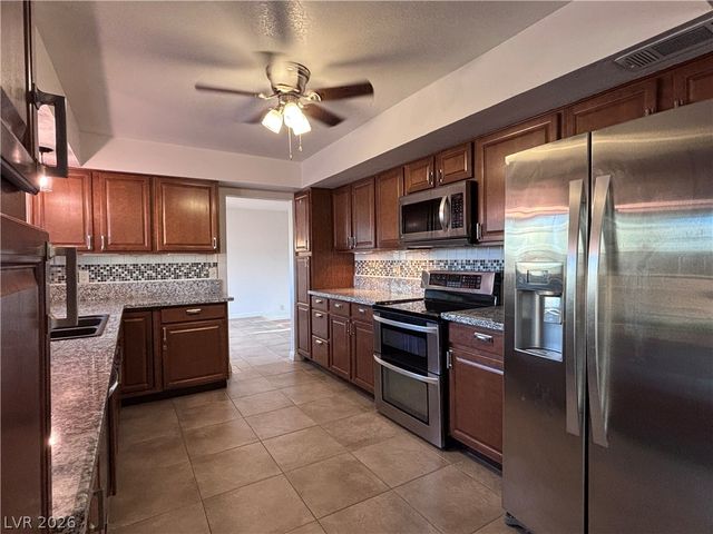 413 Norwood Lane, Las Vegas, NV 89107