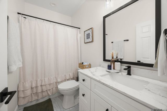 810 S Audubon Place Ave, Gonzales, LA 70737