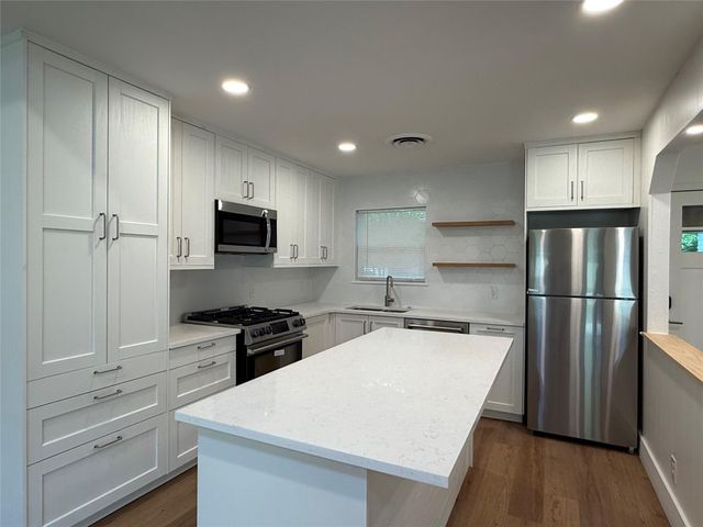 6712 Bryn Mawr DR, Austin, TX 78723