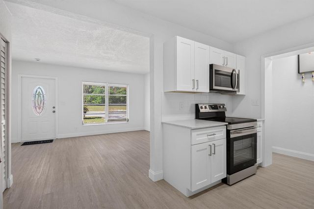 317 SW 19th Street, Fort Lauderdale, FL 33315