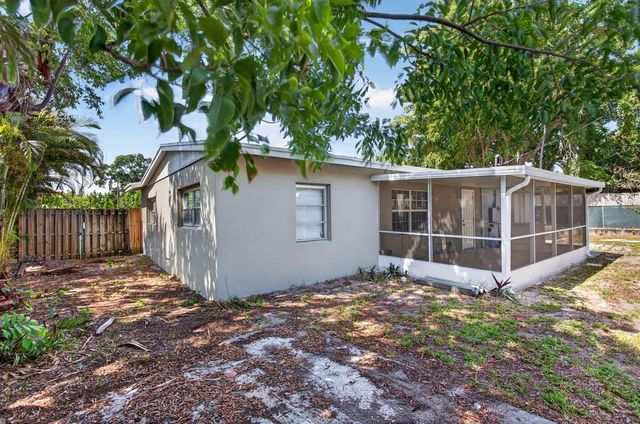 317 SW 19th Street, Fort Lauderdale, FL 33315