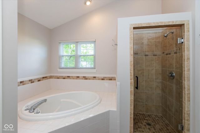 3387 Pineleigh Way, Greenwood, IN 46143