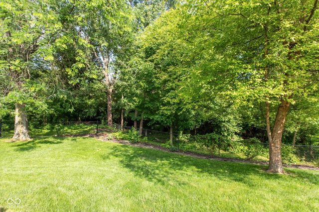 3387 Pineleigh Way, Greenwood, IN 46143