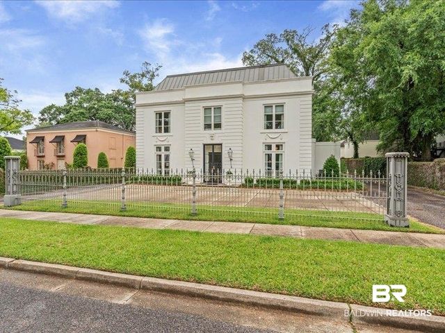 109 Eaton Square, Mobile, AL 36608