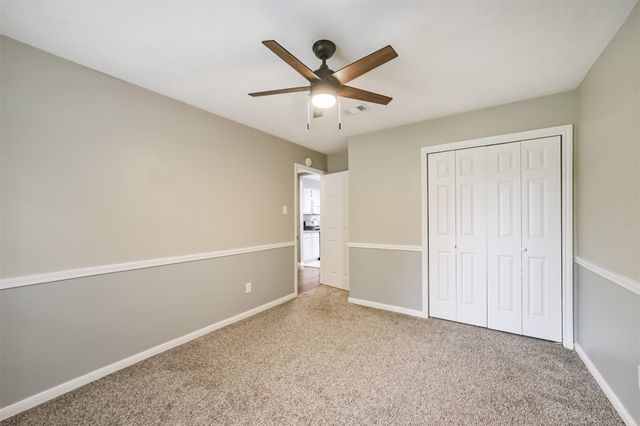 8402 Pine Shores Drive, Humble, TX 77346