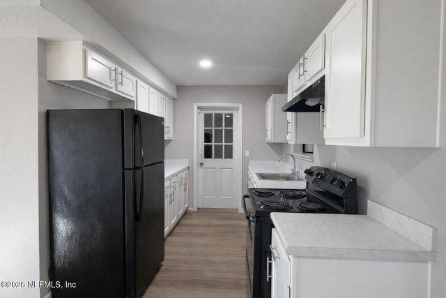 2133 HUGH EDWARDS Drive, Jacksonville, FL 32210