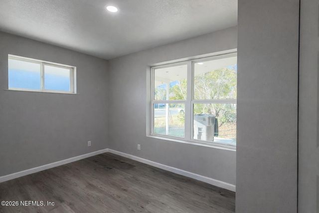 2133 HUGH EDWARDS Drive, Jacksonville, FL 32210