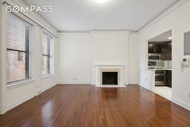 49 E 74th Street, New York City, NY 10021