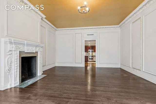 49 E 74th Street, New York City, NY 10021