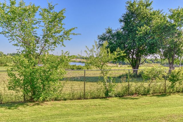 2313 Alameda Park Drive, Norman, OK 73071