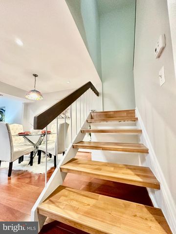 3140 BABASHAW CT, Fairfax, VA 22031