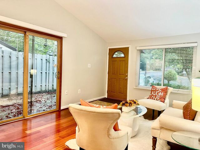3140 BABASHAW CT, Fairfax, VA 22031