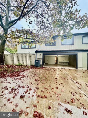 3140 BABASHAW CT, Fairfax, VA 22031
