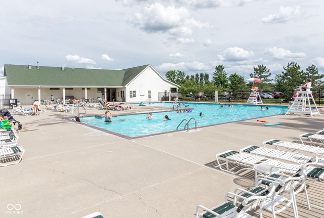 15570 Clearbrook Street, Westfield, IN 46074