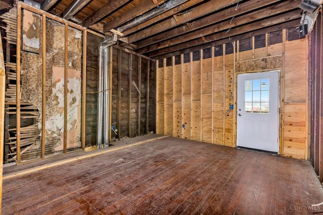 2169 Sohn Street, Cincinnati, OH 45219