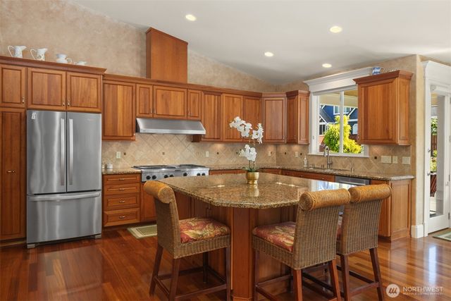 11821 SE 290th Place, Auburn, WA 98092