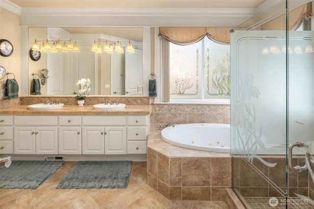 11821 SE 290th Place, Auburn, WA 98092
