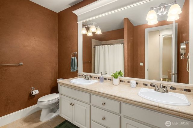 11821 SE 290th Place, Auburn, WA 98092