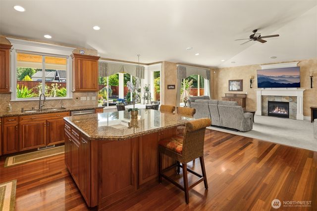 11821 SE 290th Place, Auburn, WA 98092