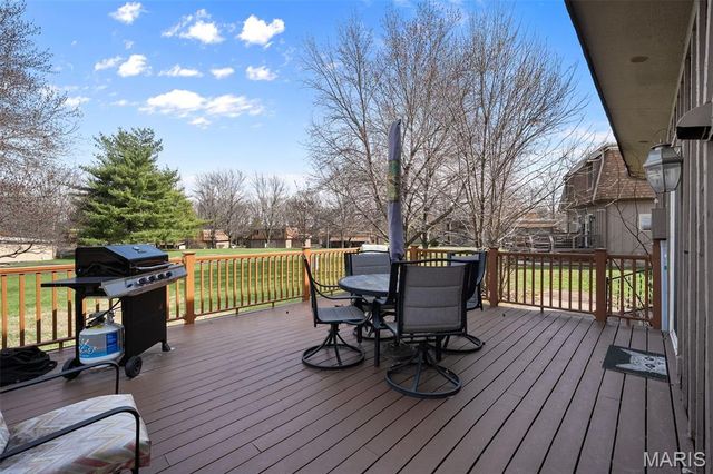 2364 Charlemagne Drive A, Maryland Heights, MO 63043