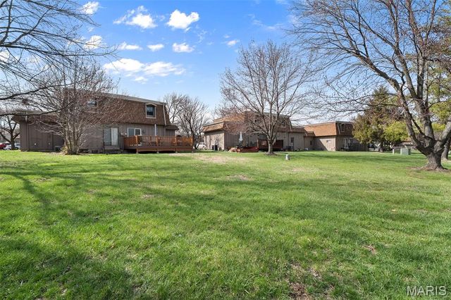 2364 Charlemagne Drive A, Maryland Heights, MO 63043