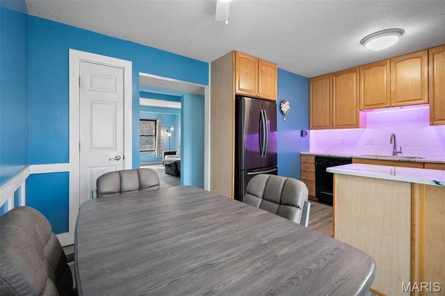 2364 Charlemagne Drive A, Maryland Heights, MO 63043