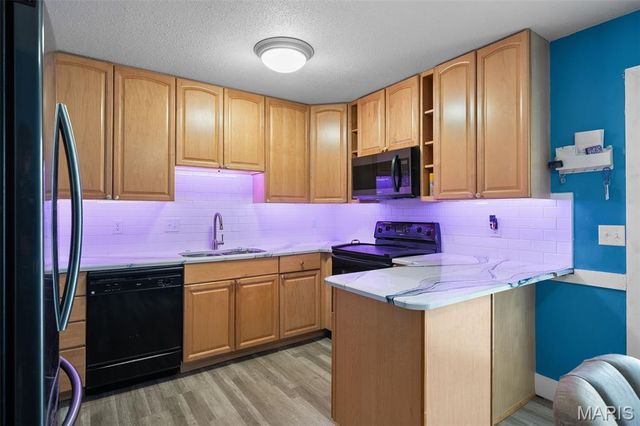 2364 Charlemagne Drive A, Maryland Heights, MO 63043