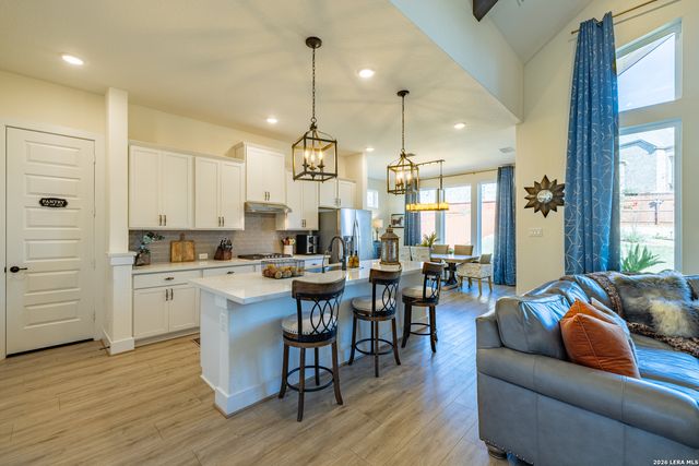 24814 resort, San Antonio, TX 78261