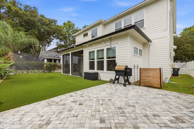 760 PARADISE Lane, Atlantic Beach, FL 32233