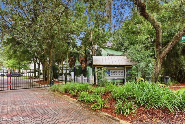 760 PARADISE Lane, Atlantic Beach, FL 32233