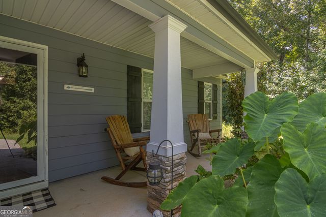 52 Brooks Lake Drive, Newnan, GA 30263
