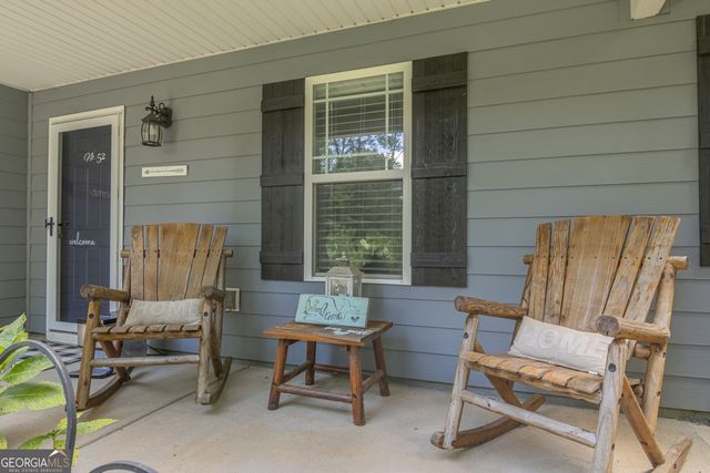 52 Brooks Lake Drive, Newnan, GA 30263