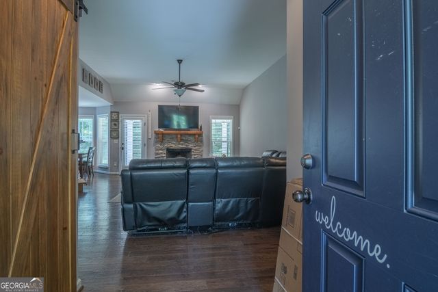 52 Brooks Lake Drive, Newnan, GA 30263