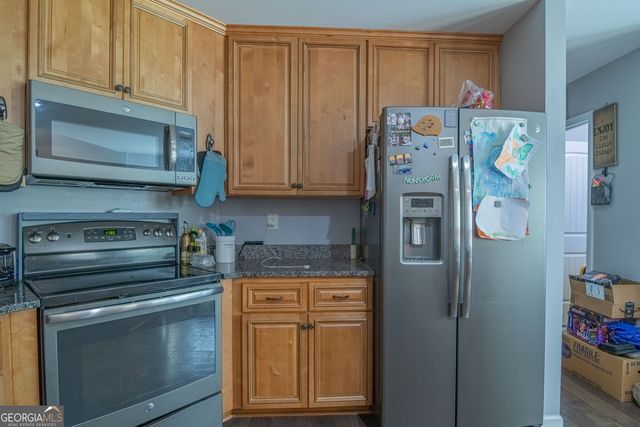 52 Brooks Lake Drive, Newnan, GA 30263
