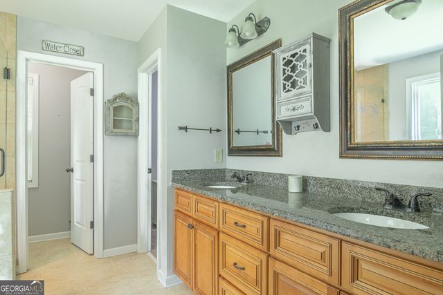 52 Brooks Lake Drive, Newnan, GA 30263