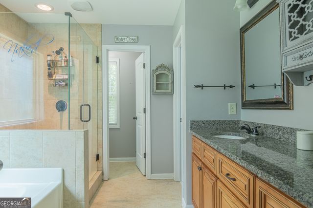 52 Brooks Lake Drive, Newnan, GA 30263