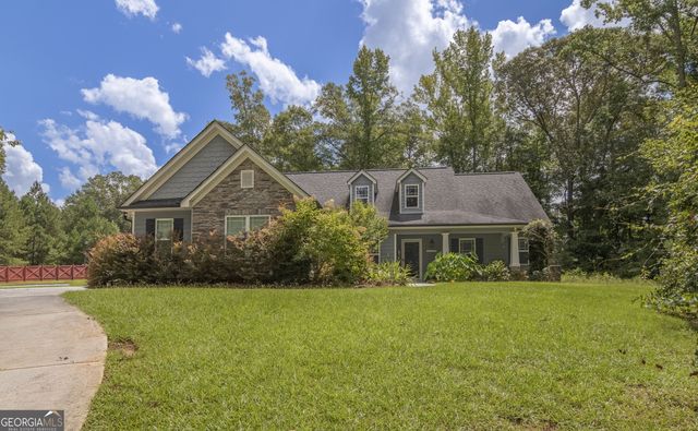 52 Brooks Lake Drive, Newnan, GA 30263