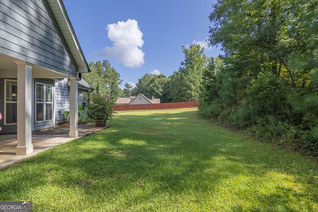52 Brooks Lake Drive, Newnan, GA 30263