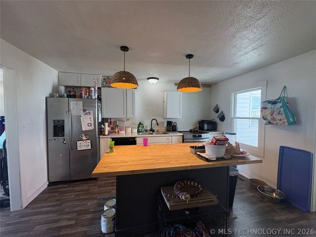 706 Coyne Street, Miami, OK 74354