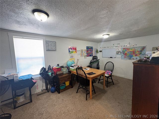 706 Coyne Street, Miami, OK 74354